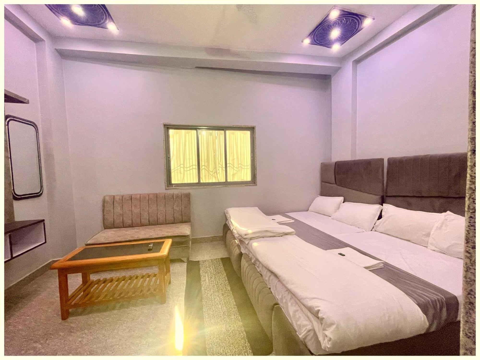Hotel Prakash Guest House ! Varanasi ! Fully-Air-Conditioned Hotel At Prime Location With Off Site Parking Availability, Near Kashi Vishwanath Temple, And Ganga Ghat, Varanasi